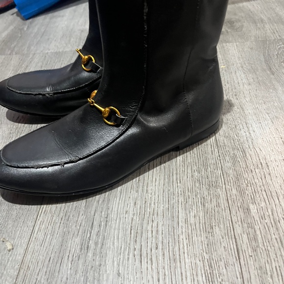 Gucci Black Leather Ankle Boots with Gold Buckle Size 41 - Picture 8 of 9